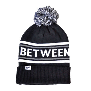 Between The Pipes ™ "The Cat" - Pom Beanie/Toque